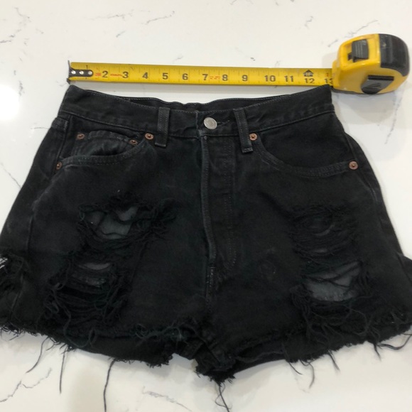 Black Levi’s denim cut offs - Picture 1 of 6